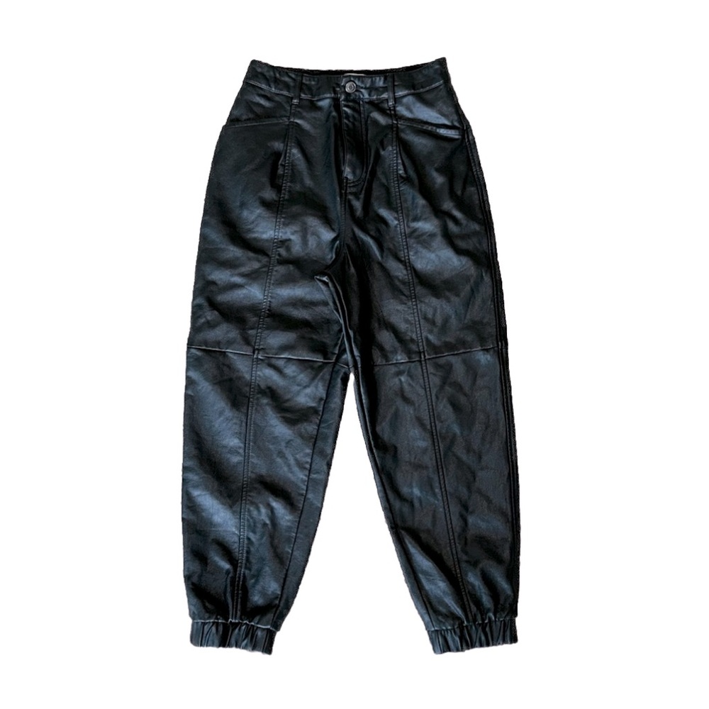 🚨🔥 ZARA FAUX LEATHER MOM STYLE PANTS🔥🚨